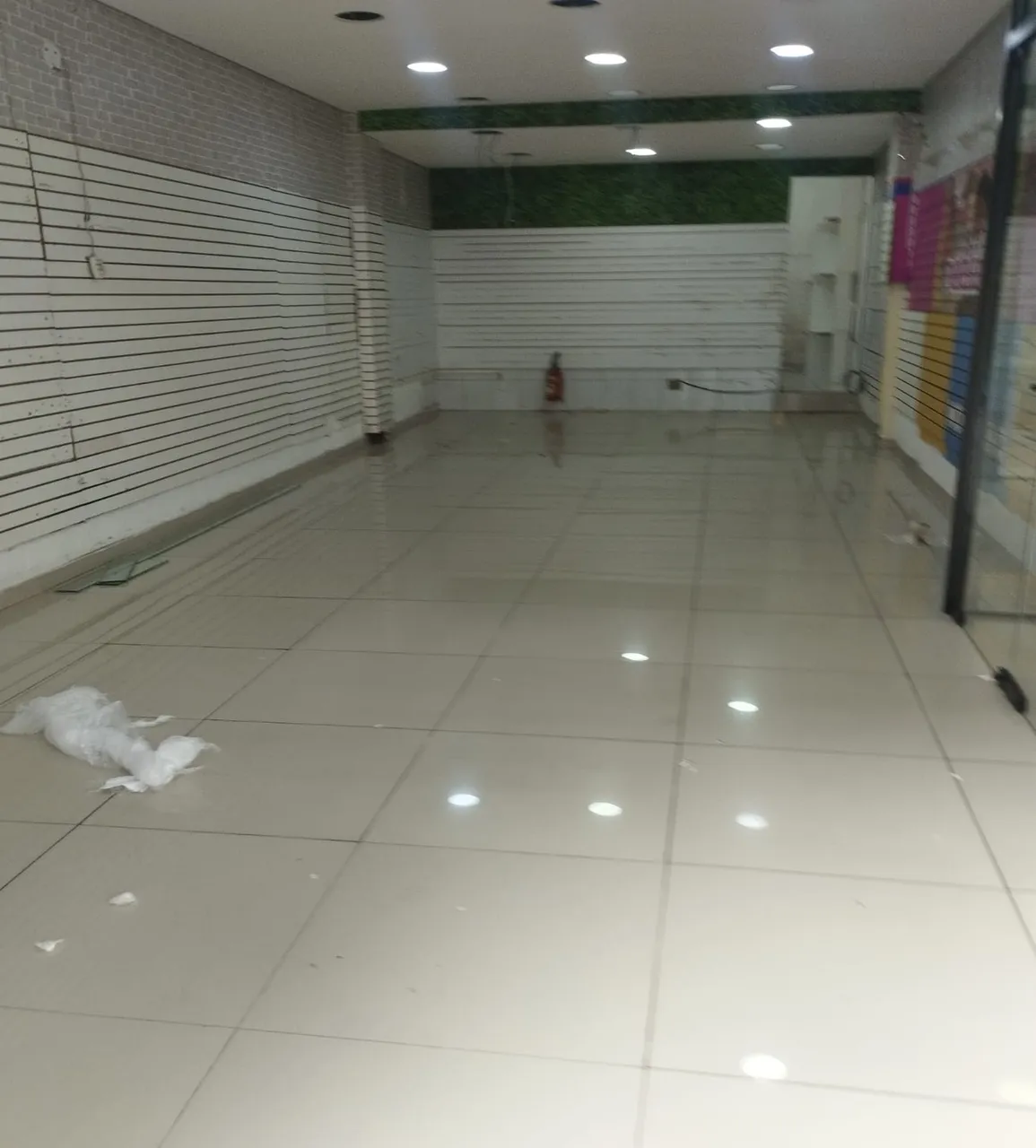Alugo loja de 180m² em ponto de forte comércio região Largo 13 - Foto 4